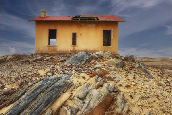 Namib desert house 4